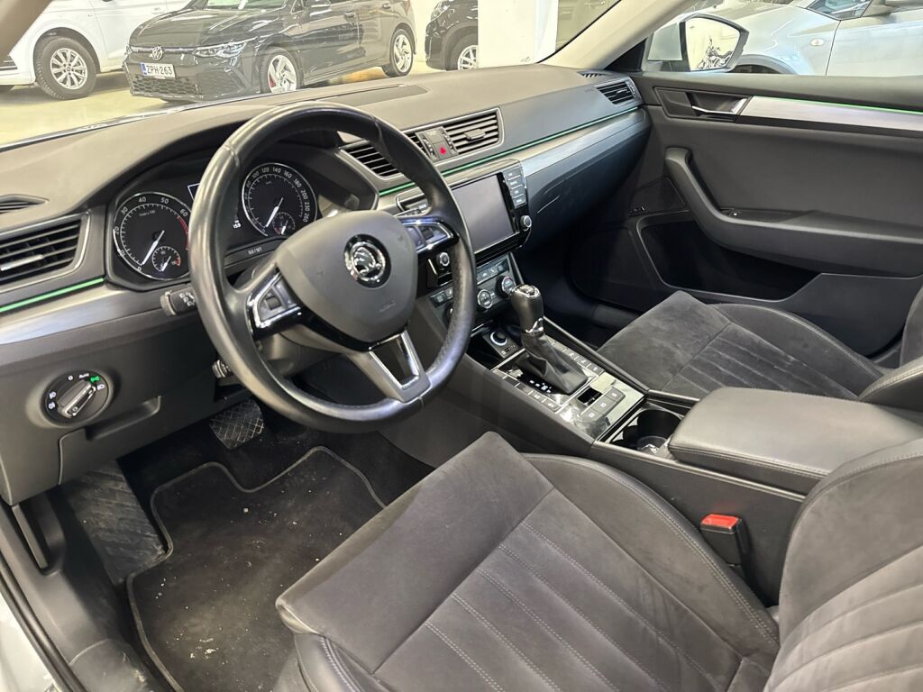 Skoda Superb 2017 Harmaa