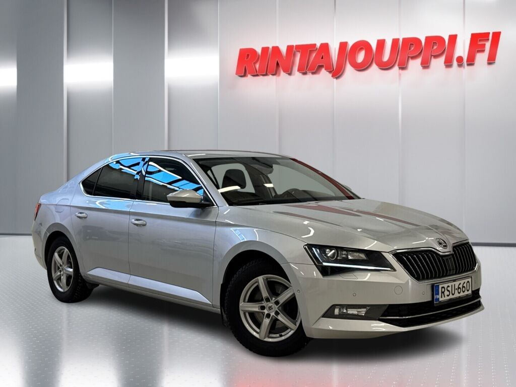 Skoda Superb 2017 Harmaa