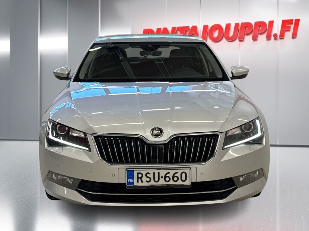 Skoda Superb 2017 Harmaa
