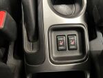 Nissan Juke 2011 Punainen