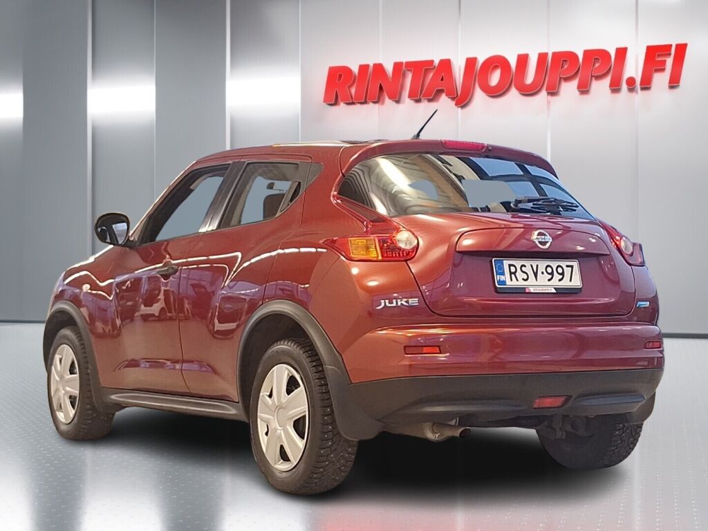 Nissan Juke 2011 Punainen