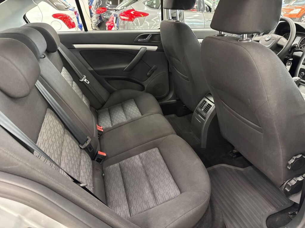 Skoda Octavia 2010 Harmaa
