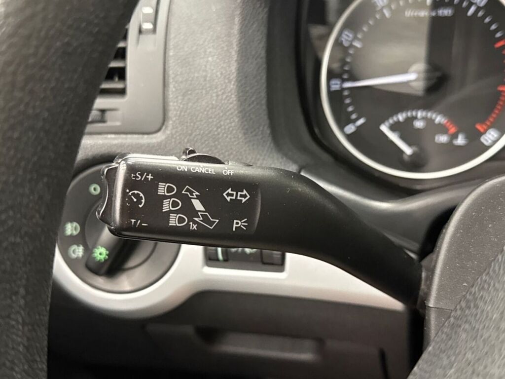 Skoda Octavia 2010 Harmaa