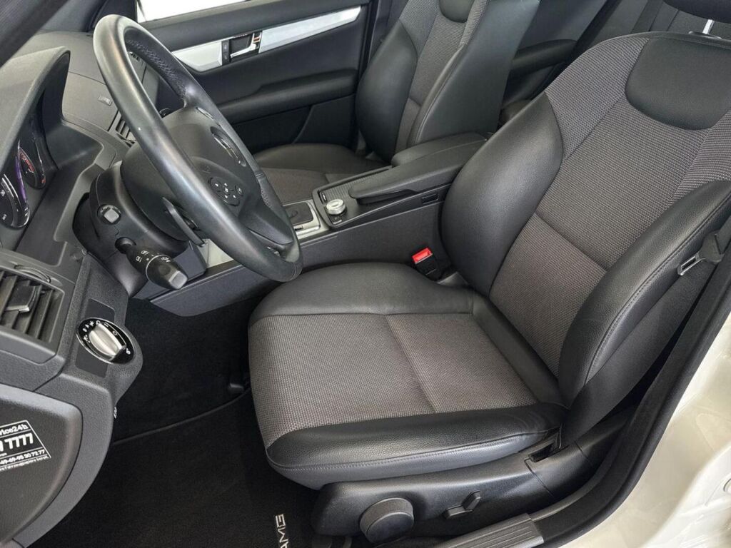 Mercedes-Benz C 2010 Valkoinen