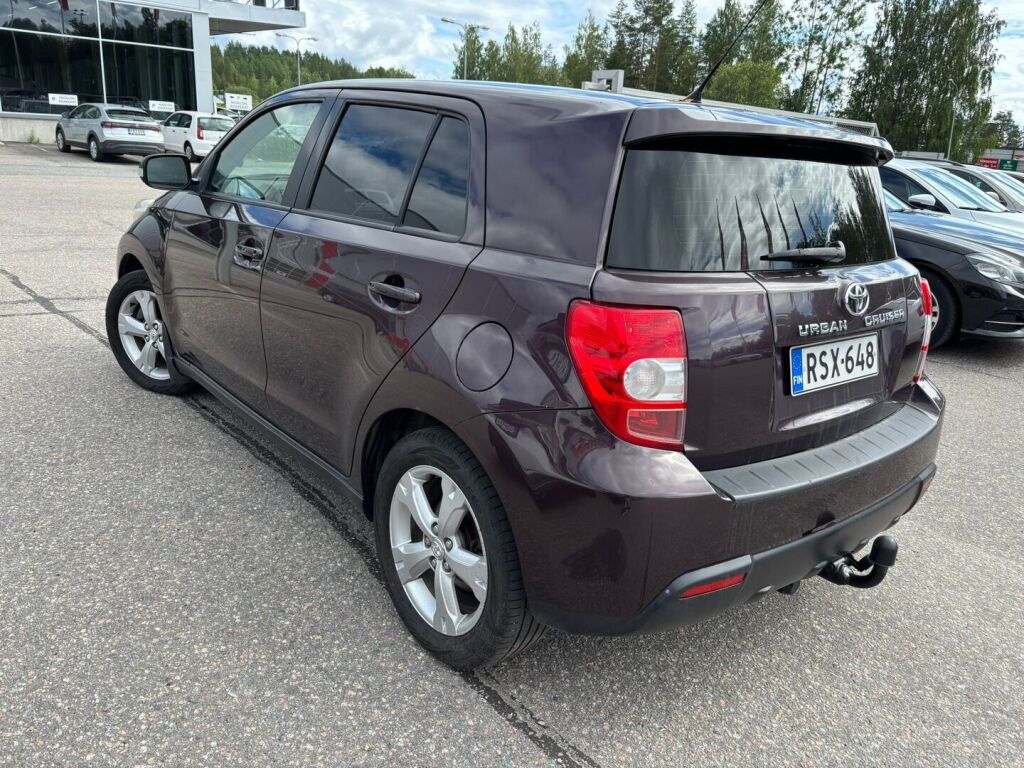 Toyota Urban Cruiser 2011 Violetti