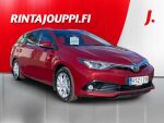 Toyota Auris 2017 Punainen
