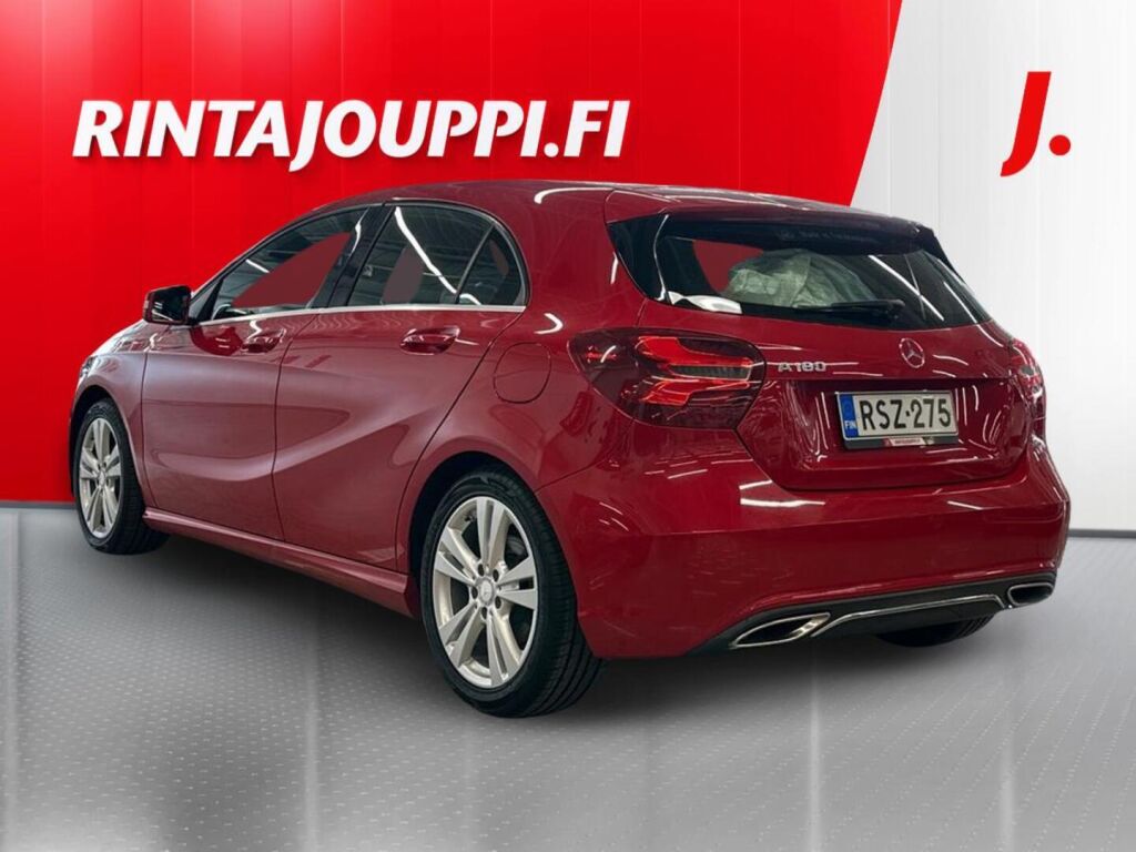 Mercedes-Benz A 2017 Punainen