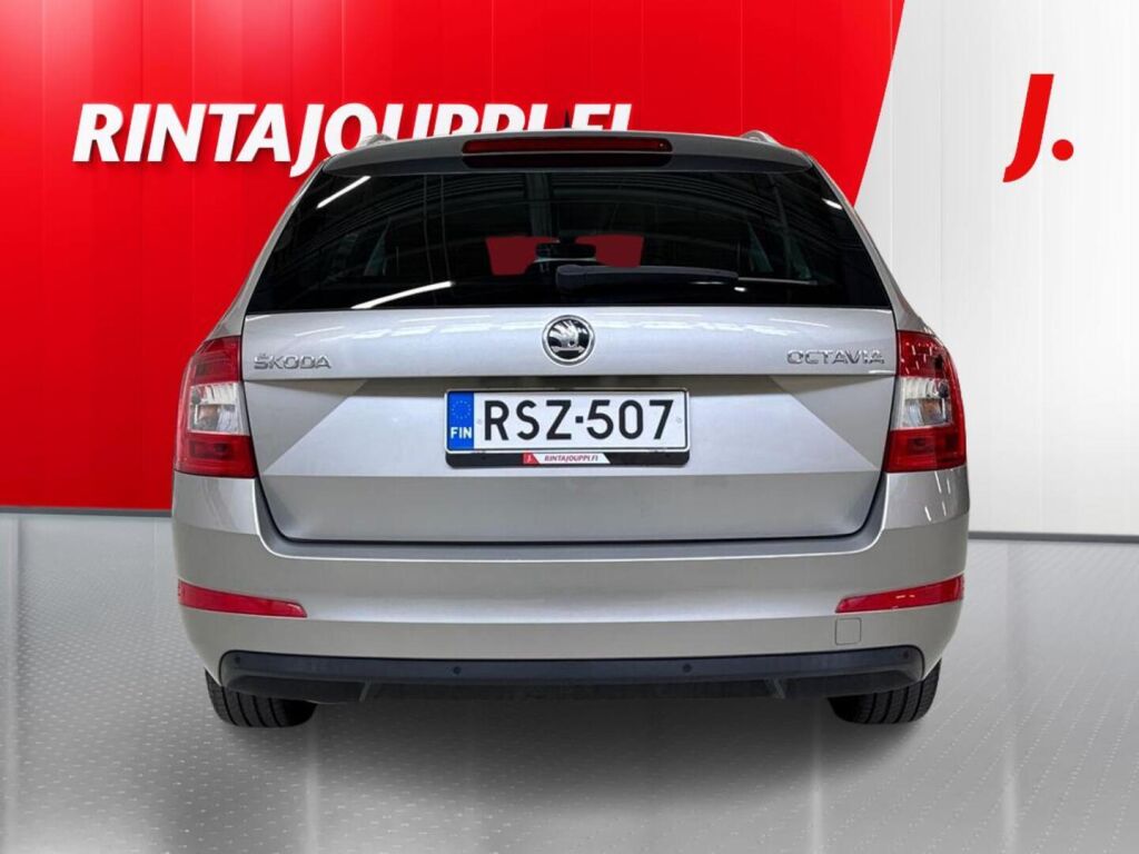 Skoda Octavia 2017 Ruskea (beige)