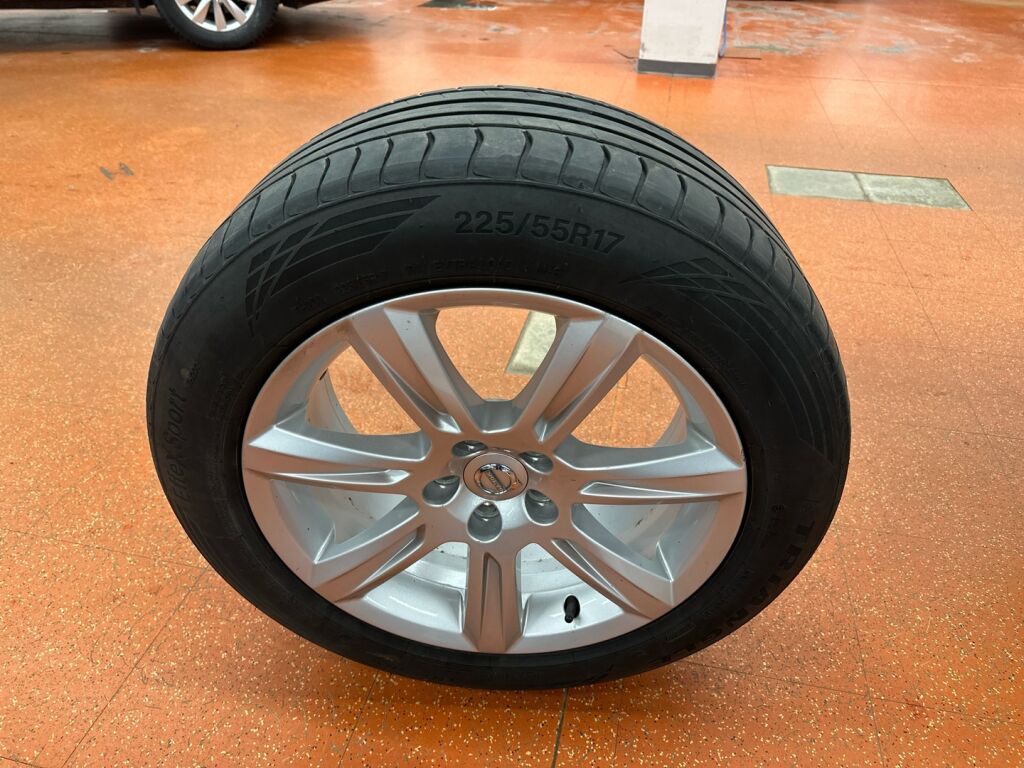 Volvo V90 2017 Musta