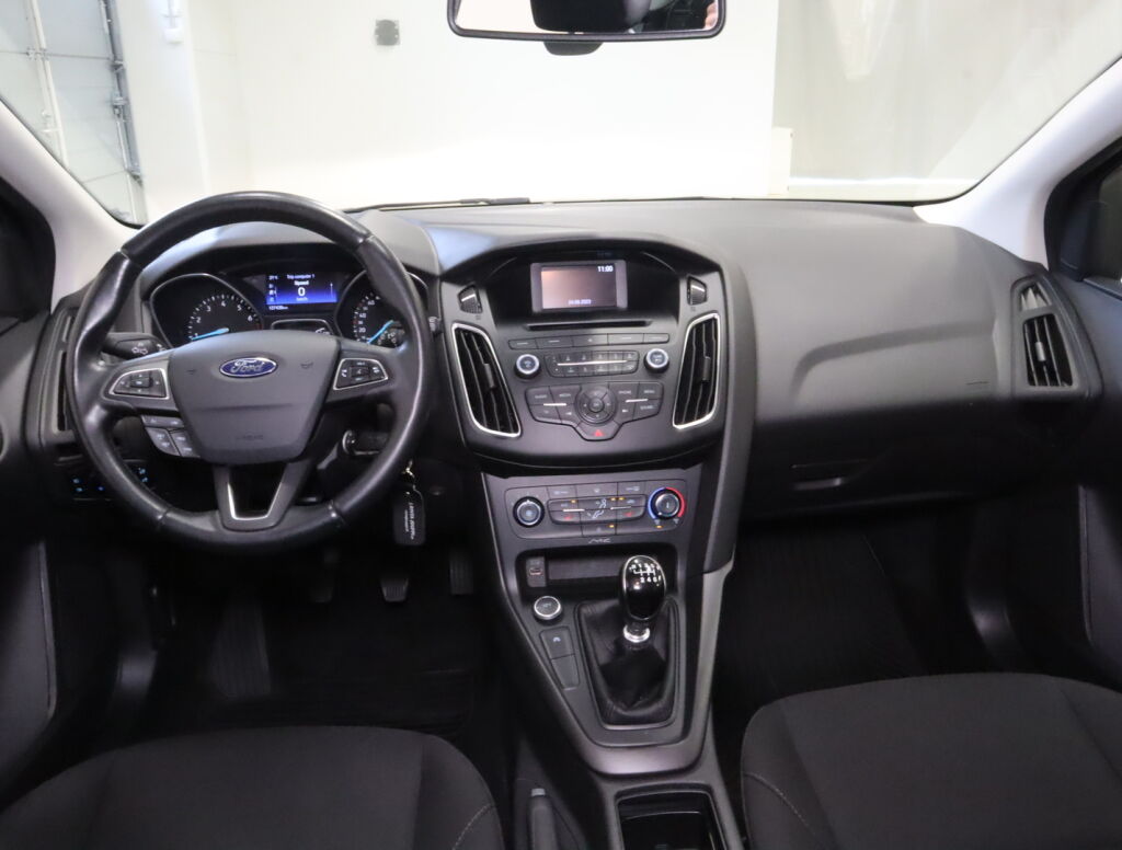 Ford Focus 2017 Harmaa