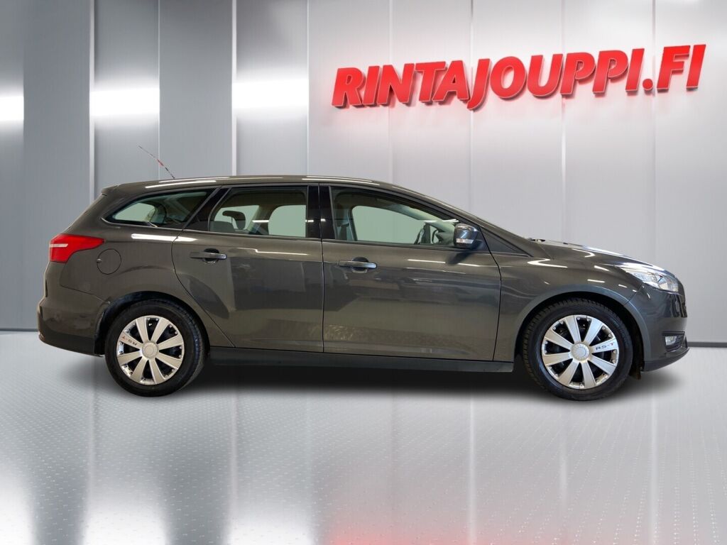 Ford Focus 2017 Harmaa