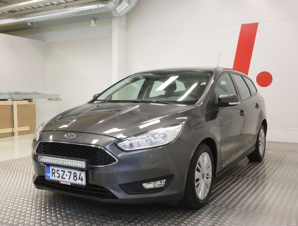 Ford Focus 2017 Harmaa