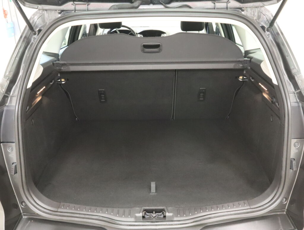 Ford Focus 2017 Harmaa