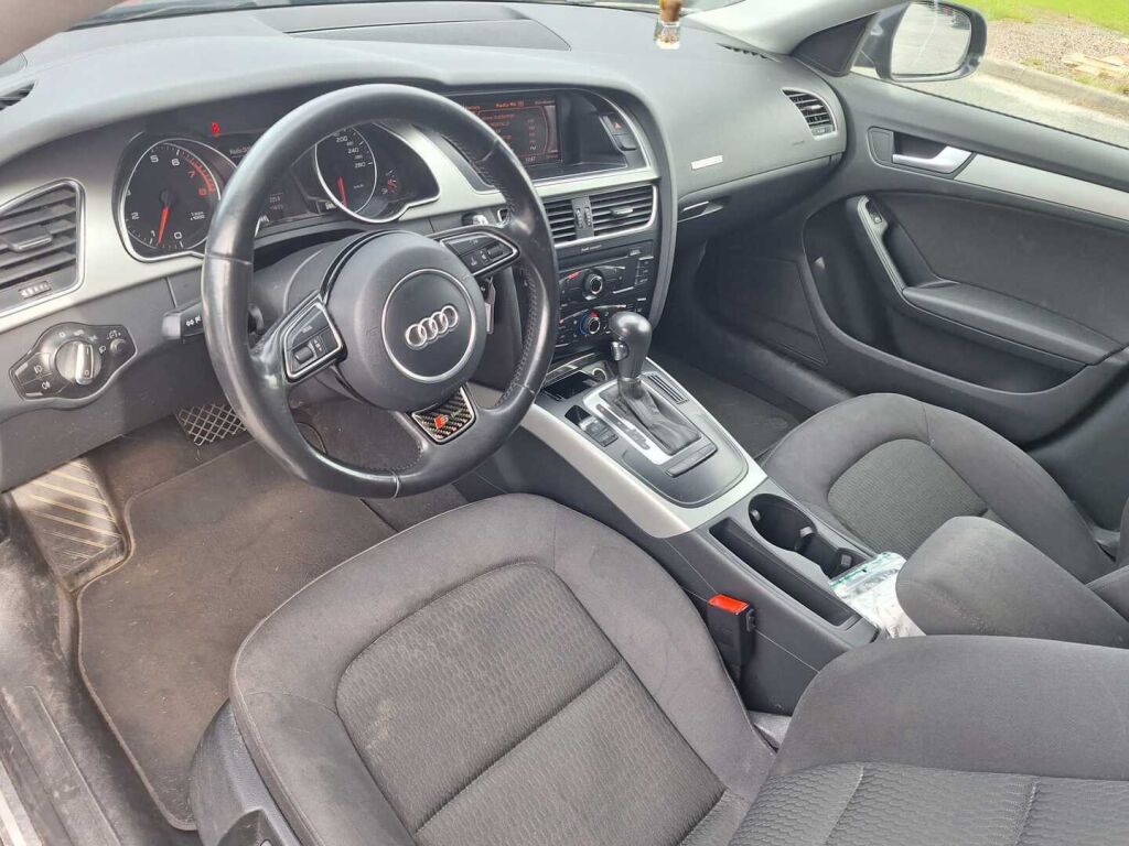 Audi A5 2011 Musta