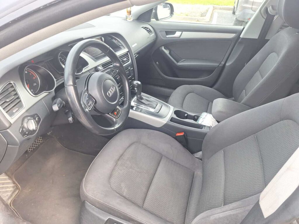 Audi A5 2011 Musta