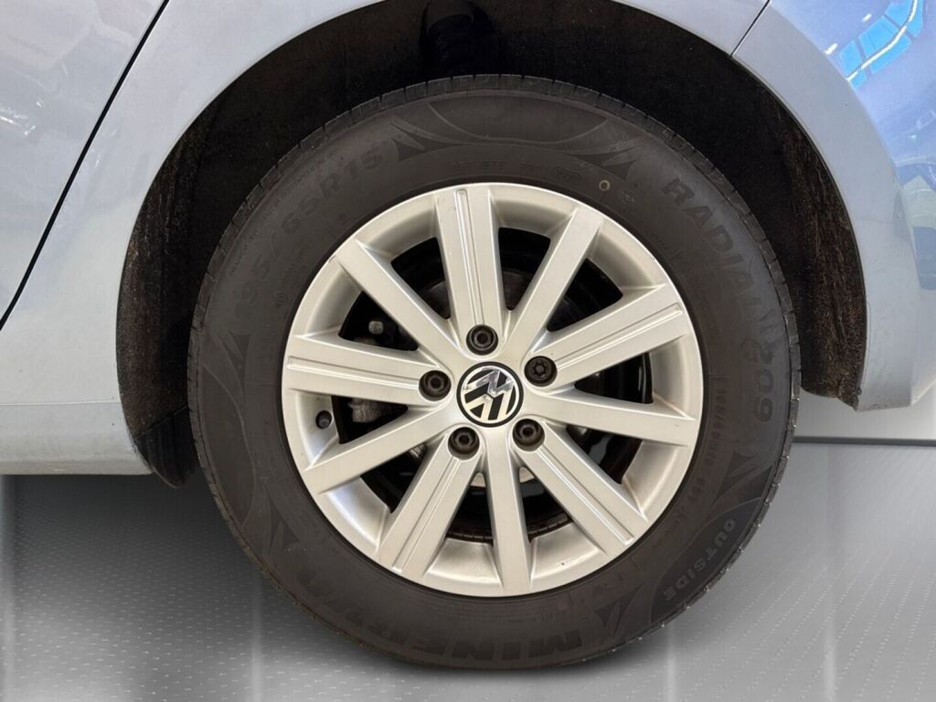 Volkswagen Golf 2011 Sininen