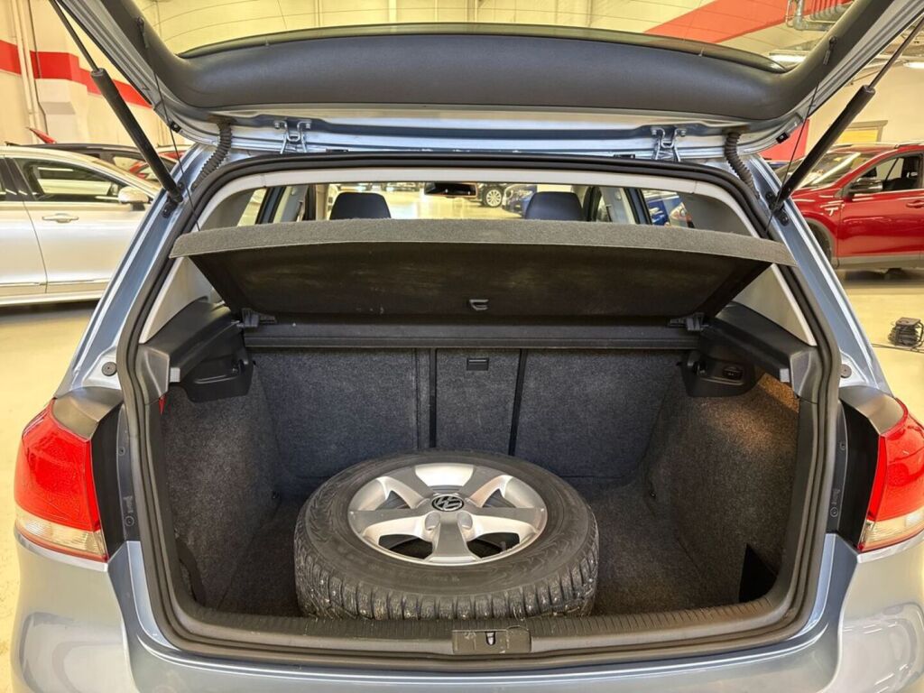 Volkswagen Golf 2011 Sininen