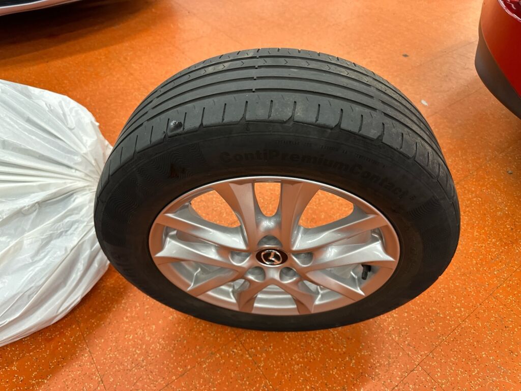 Mazda Mazda3 2014 Punainen