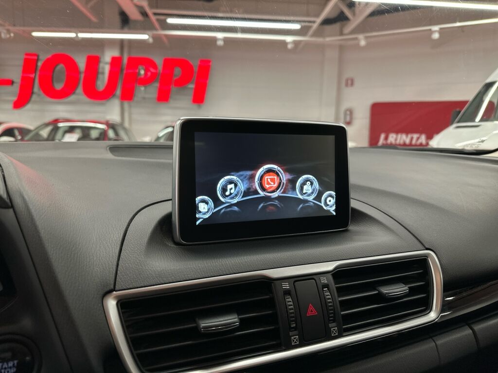 Mazda Mazda3 2014 Punainen