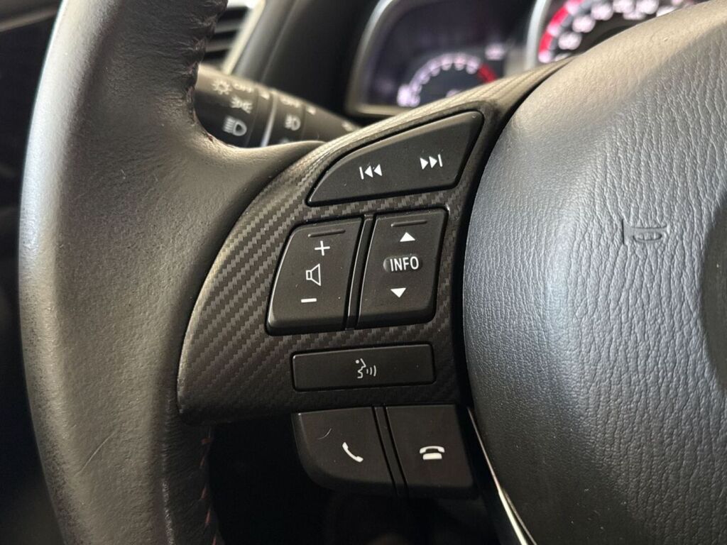 Mazda Mazda3 2014 Sininen