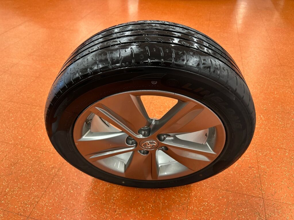 Toyota Avensis 2014 Valkoinen