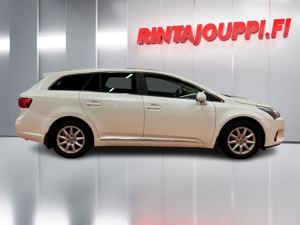 Toyota Avensis 2014 Valkoinen