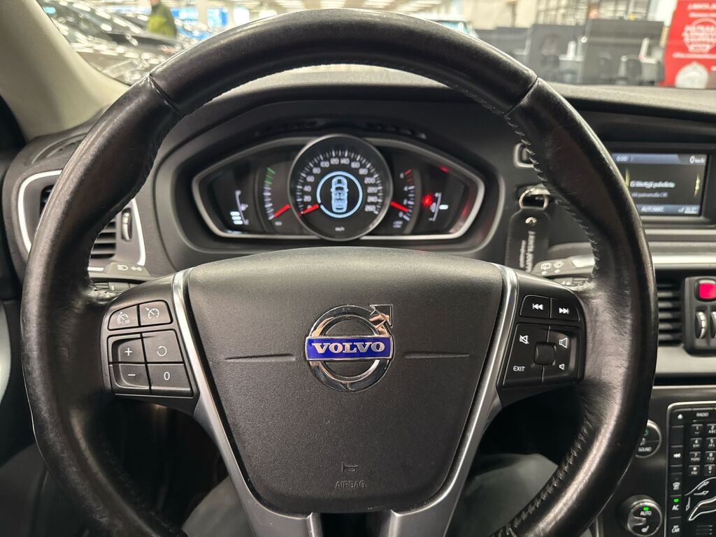 Volvo V40 2014 Valkoinen