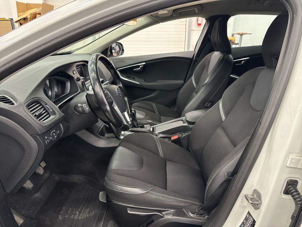 Volvo V40 2014 Valkoinen