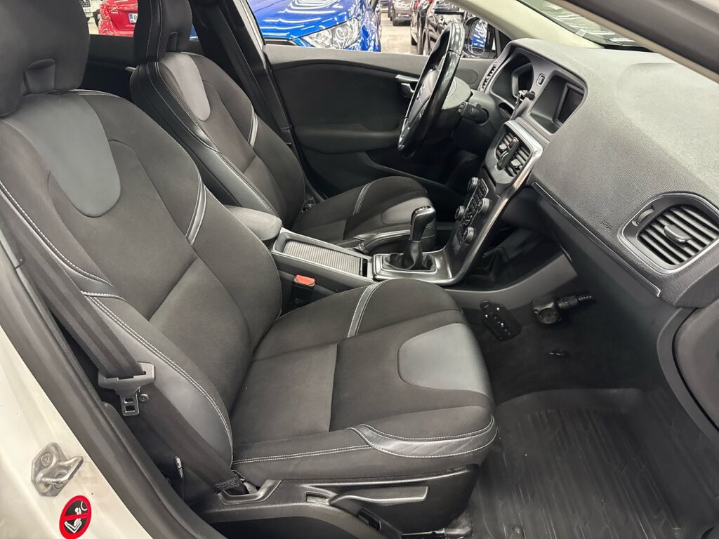 Volvo V40 2014 Valkoinen