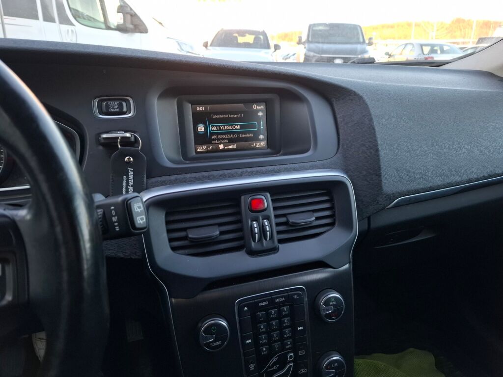 Volvo V40 2014 Valkoinen