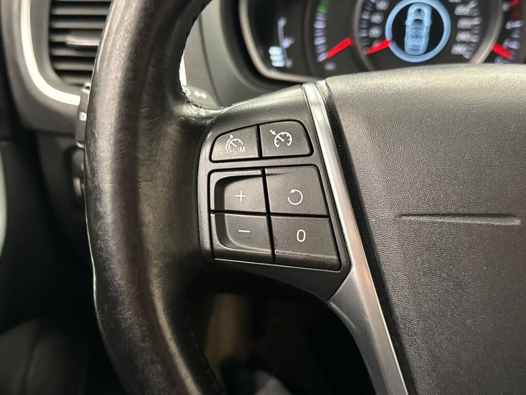 Volvo V40 2014 Valkoinen