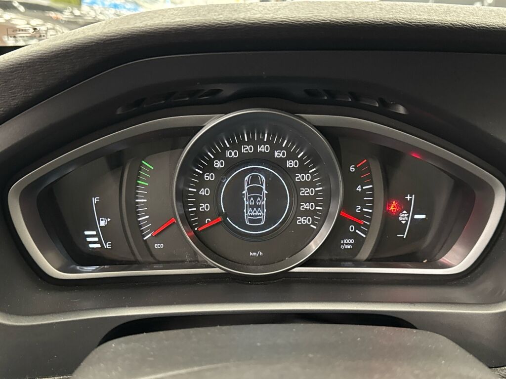 Volvo V40 2014 Valkoinen