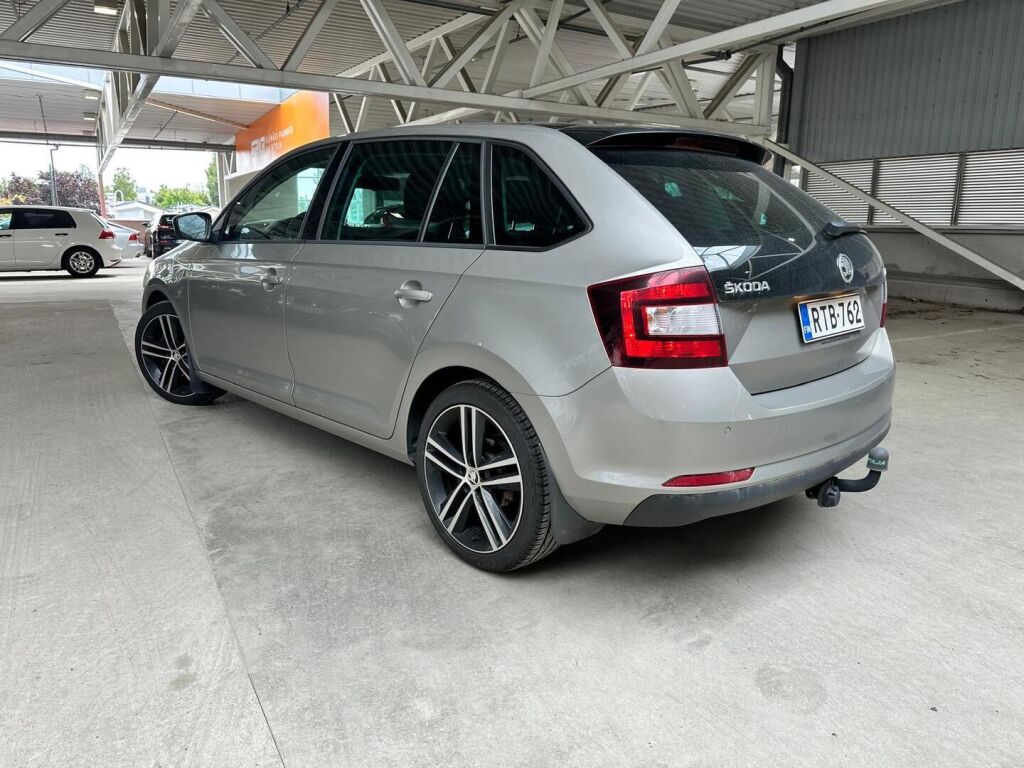 Skoda Rapid 2014 Ruskea (beige)