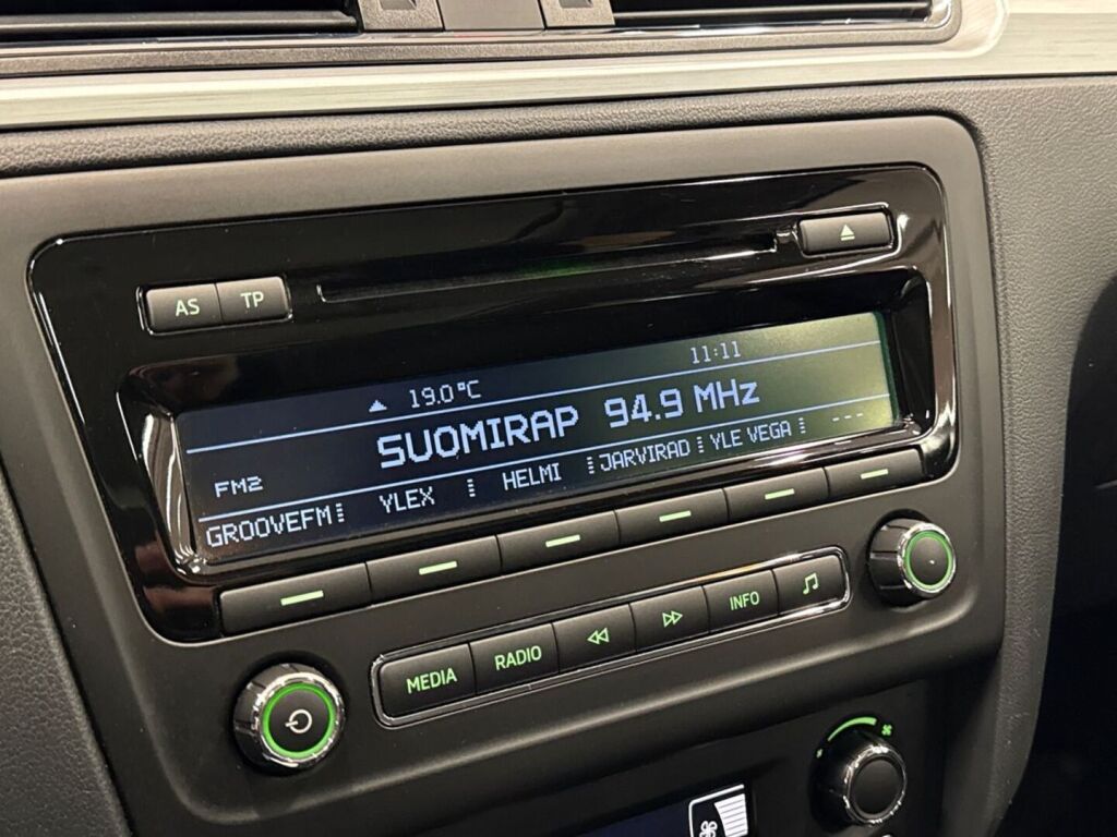 Skoda Rapid 2014 Ruskea (beige)