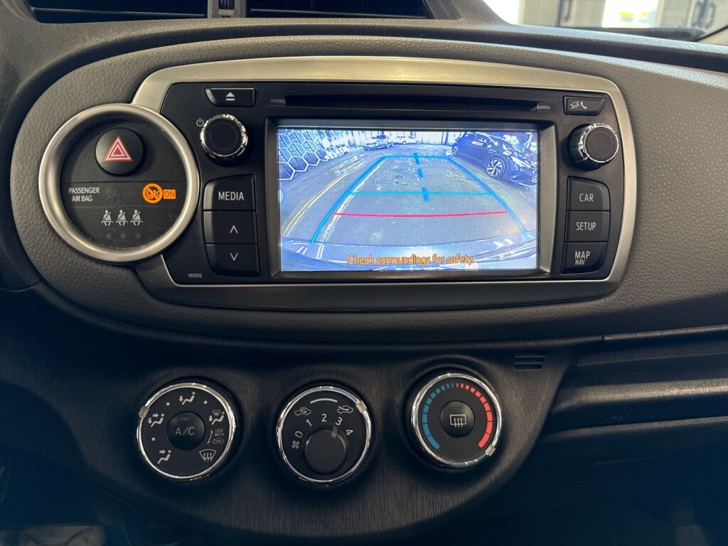 Toyota Yaris 2014 Harmaa