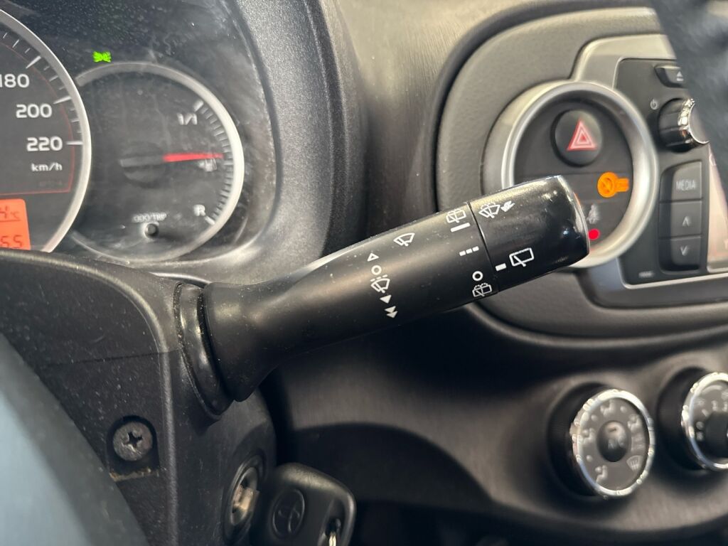 Toyota Yaris 2014 Harmaa