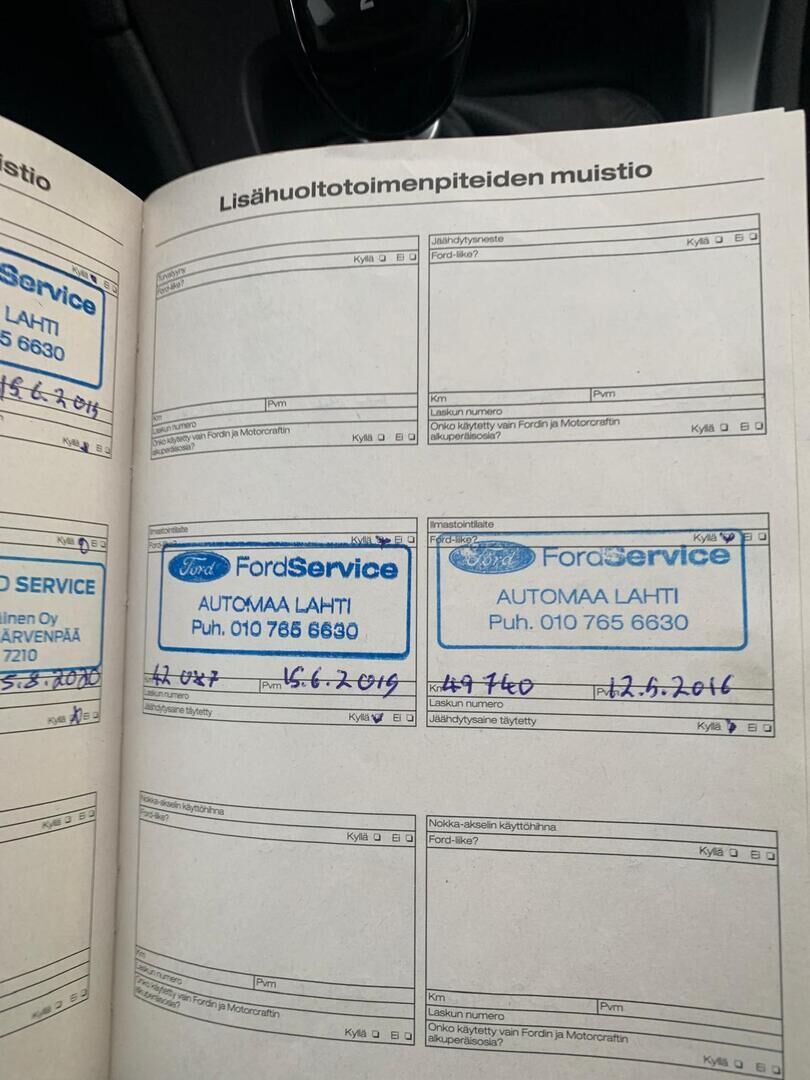 Ford Mondeo 2011 Ruskea (beige)