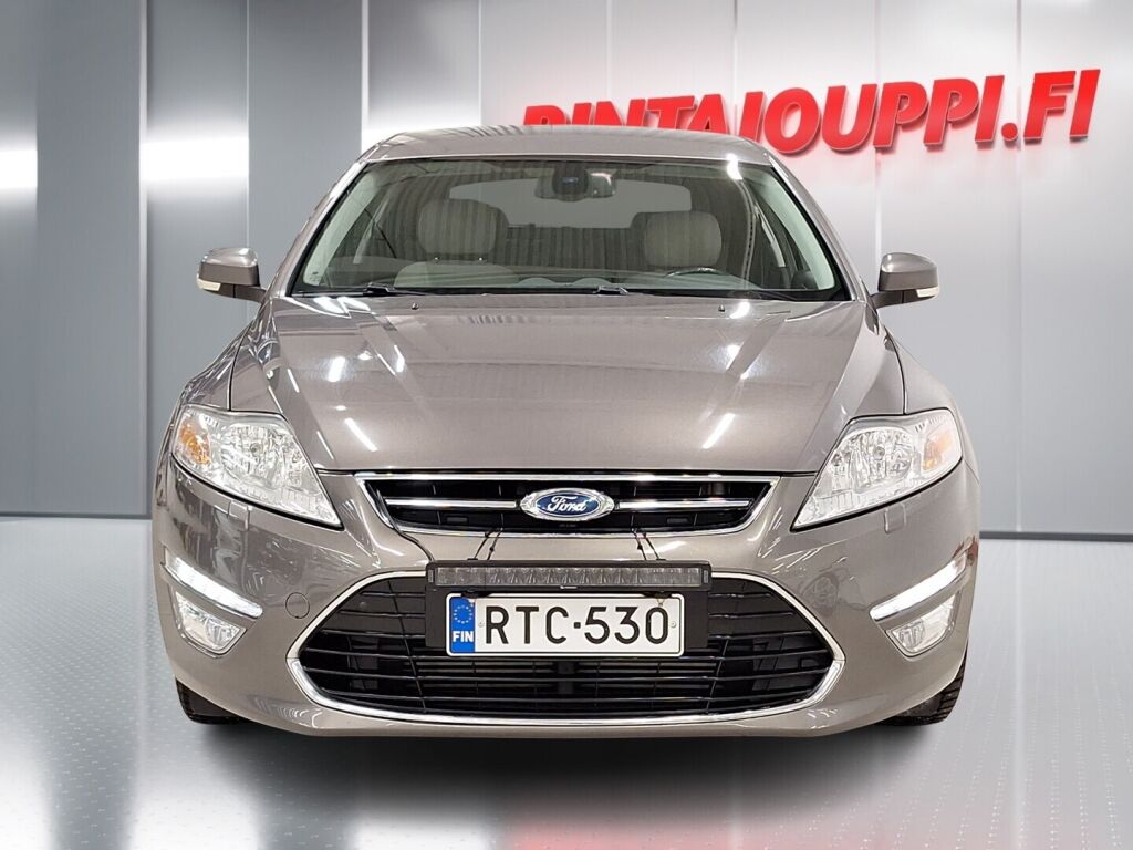 Ford Mondeo 2011 Ruskea (beige)