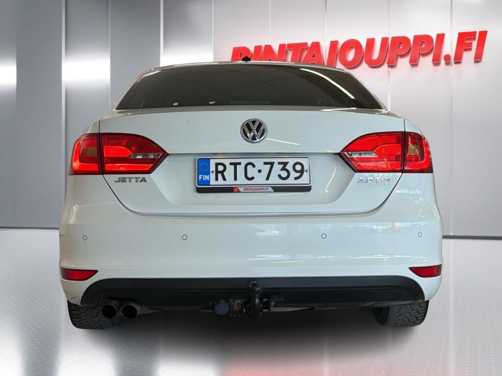 Volkswagen Jetta 2011 Valkoinen