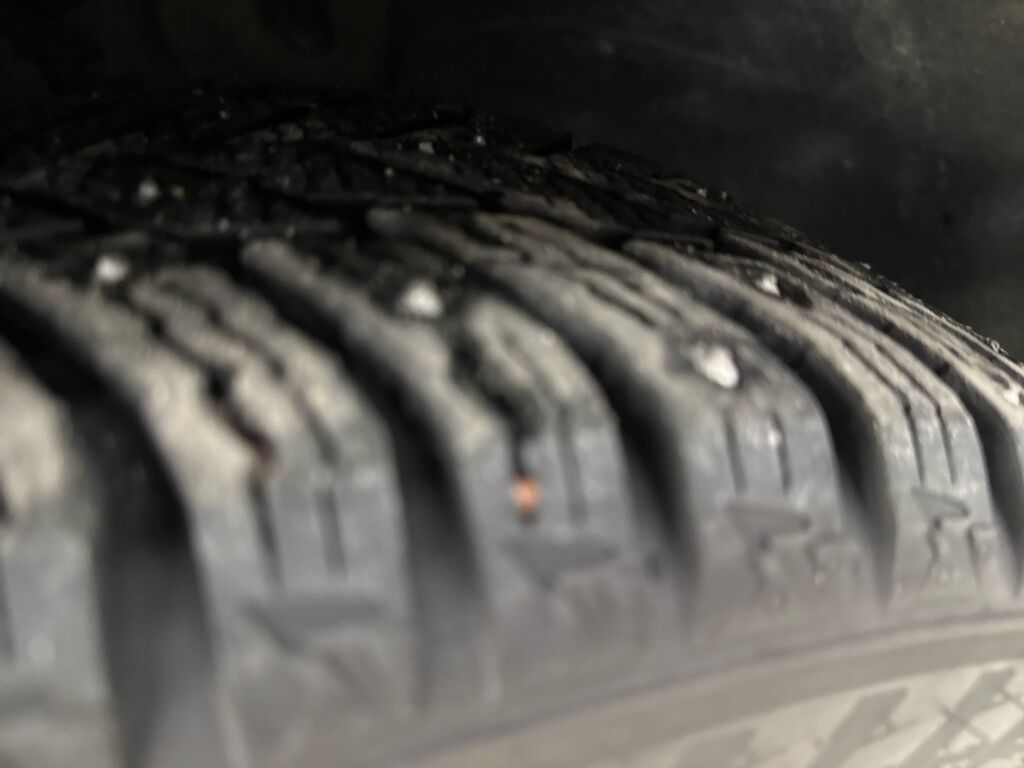 Volkswagen Passat 2011 Ruskea (beige)