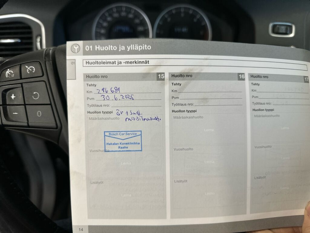 Volvo S60 2011 Musta
