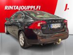 Volvo S60 2011 Musta