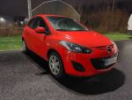 Mazda Mazda2 2011 Punainen