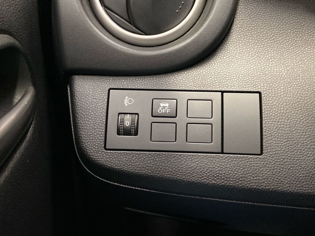 Mazda Mazda2 2011 Punainen