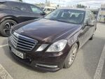 Mercedes-Benz E 2011 Ruskea (beige)