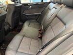Mercedes-Benz E 2011 Ruskea (beige)