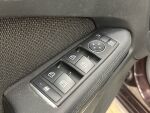 Mercedes-Benz E 2011 Ruskea (beige)
