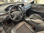 Mercedes-Benz E 2011 Ruskea (beige)