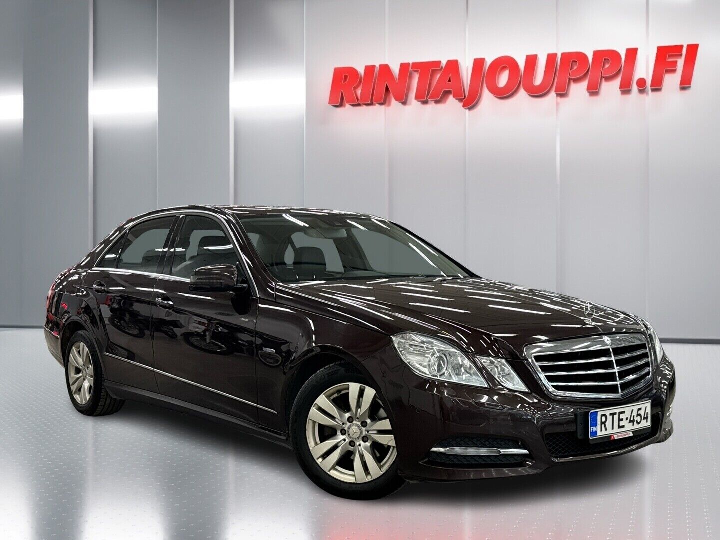 Mercedes-Benz E