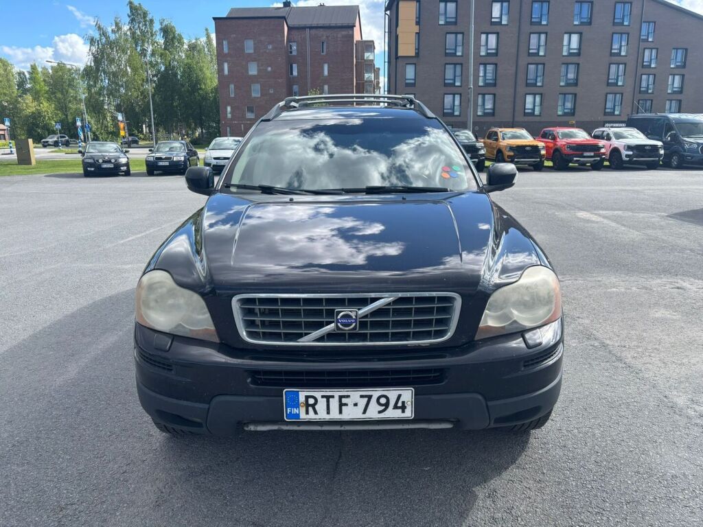 Volvo XC90 2006 Musta